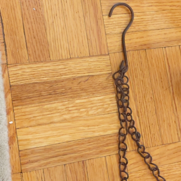 Terra Cotta Hanging Pots Set of 2 - Picture 4 of 4